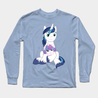 Shining Armor holding Flurry Heart Long Sleeve T-Shirt